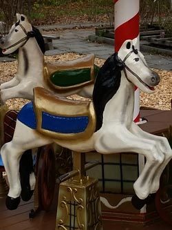 Nostalgiekarussell mieten / Kinderkarussell Vermietung Nostalgiekarussell mieten/ Kinderkarussel Vermietung